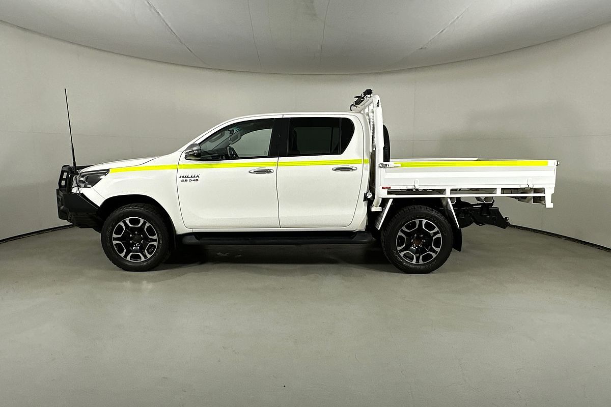 2021 Toyota HILUX SR5 (4x4) GUN126R FACELIFT 4X4