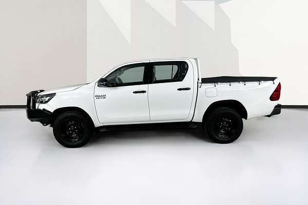 2022 Toyota HILUX SR (4x4) GUN126R 4X4