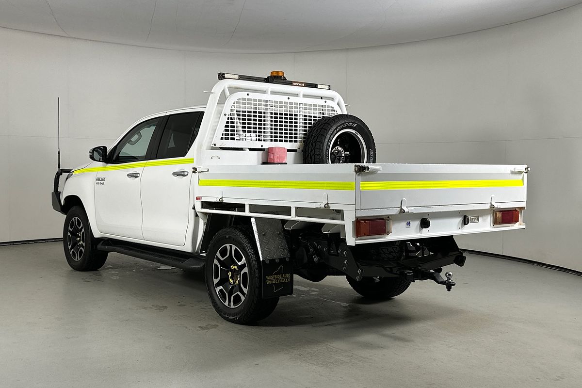 2021 Toyota HILUX SR5 (4x4) GUN126R FACELIFT 4X4