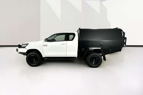 2023 Toyota HILUX SR (4x4) GUN126R 4X4
