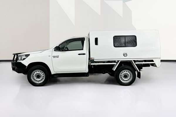 2019 Toyota HILUX SR (4x4) GUN126R MY19 4X4