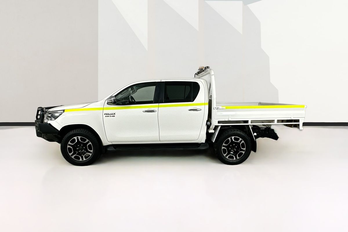 2021 Toyota HILUX SR5 (4x4) GUN126R FACELIFT 4X4