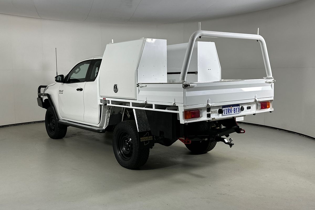 2020 Toyota Hilux SR (4x4) GUN126R FACELIFT 4X4