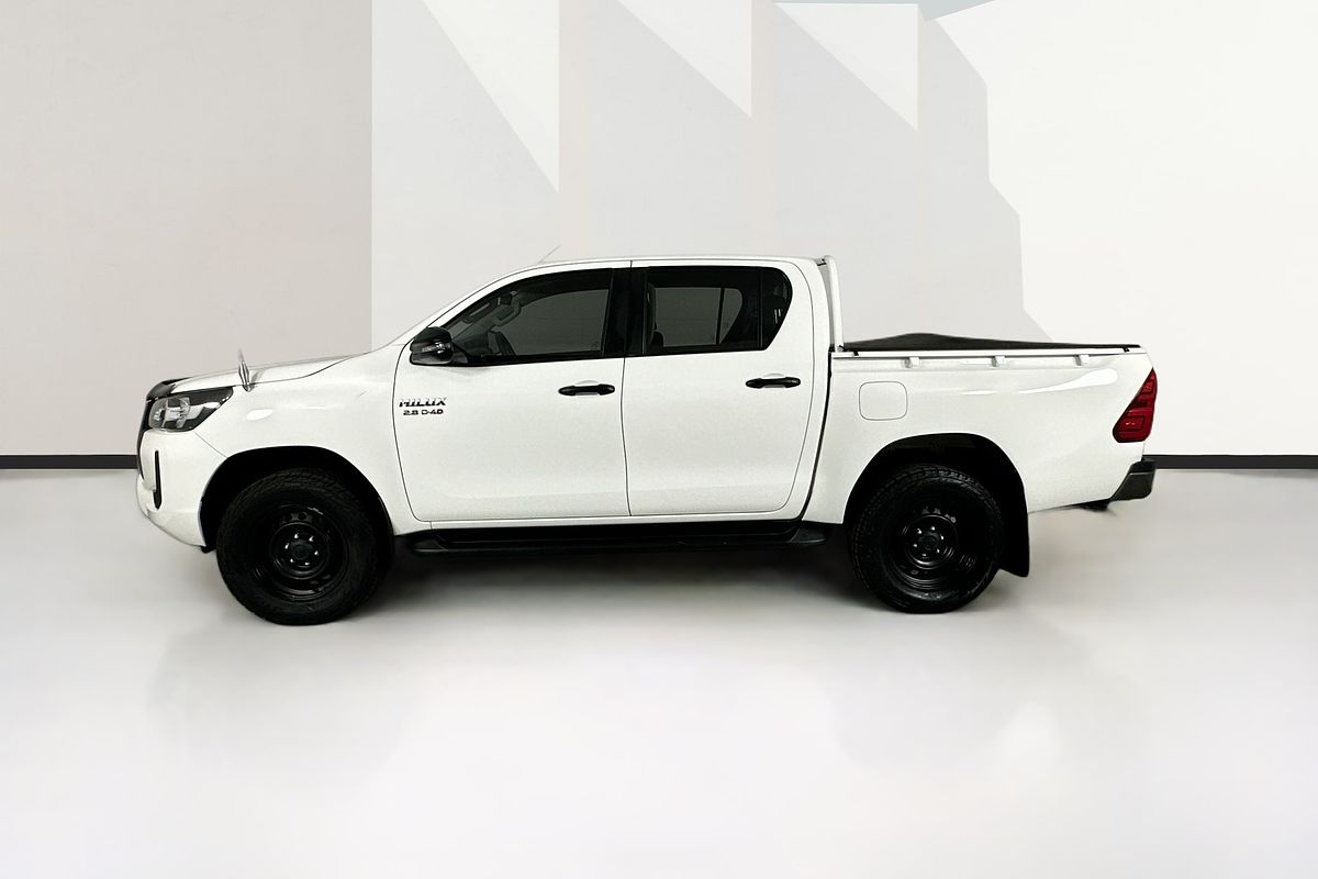 2021 Toyota HILUX SR (4x4) GUN126R 4X4