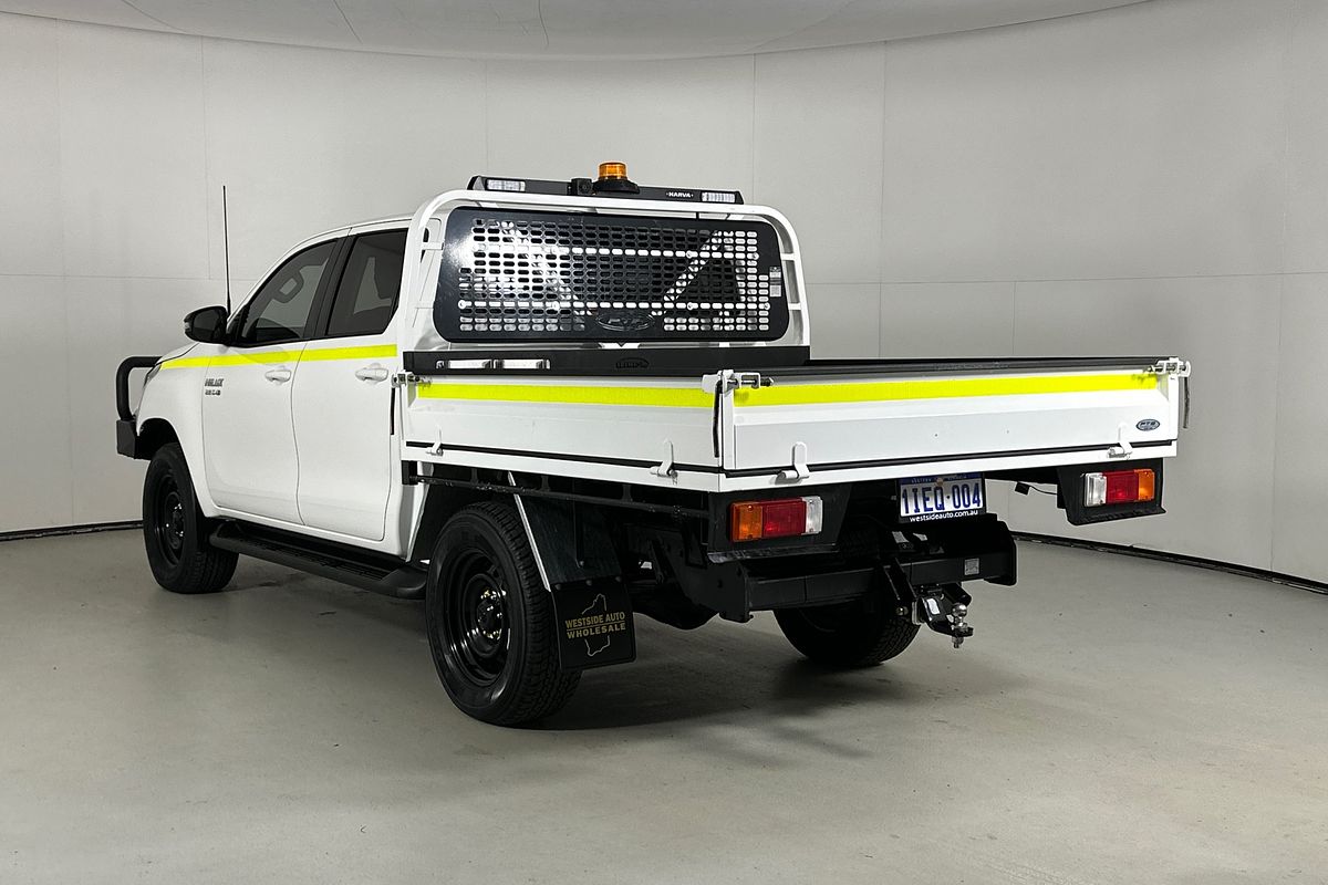2024 Toyota HILUX SR (4x4) STEEL WHEELS GUN126R 4X4