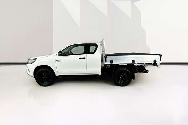 2018 Toyota Hilux SR (4x4) GUN126R MY17 4X4
