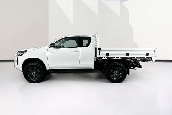 2024 Toyota HILUX SR (4x4) GUN126R 4X4
