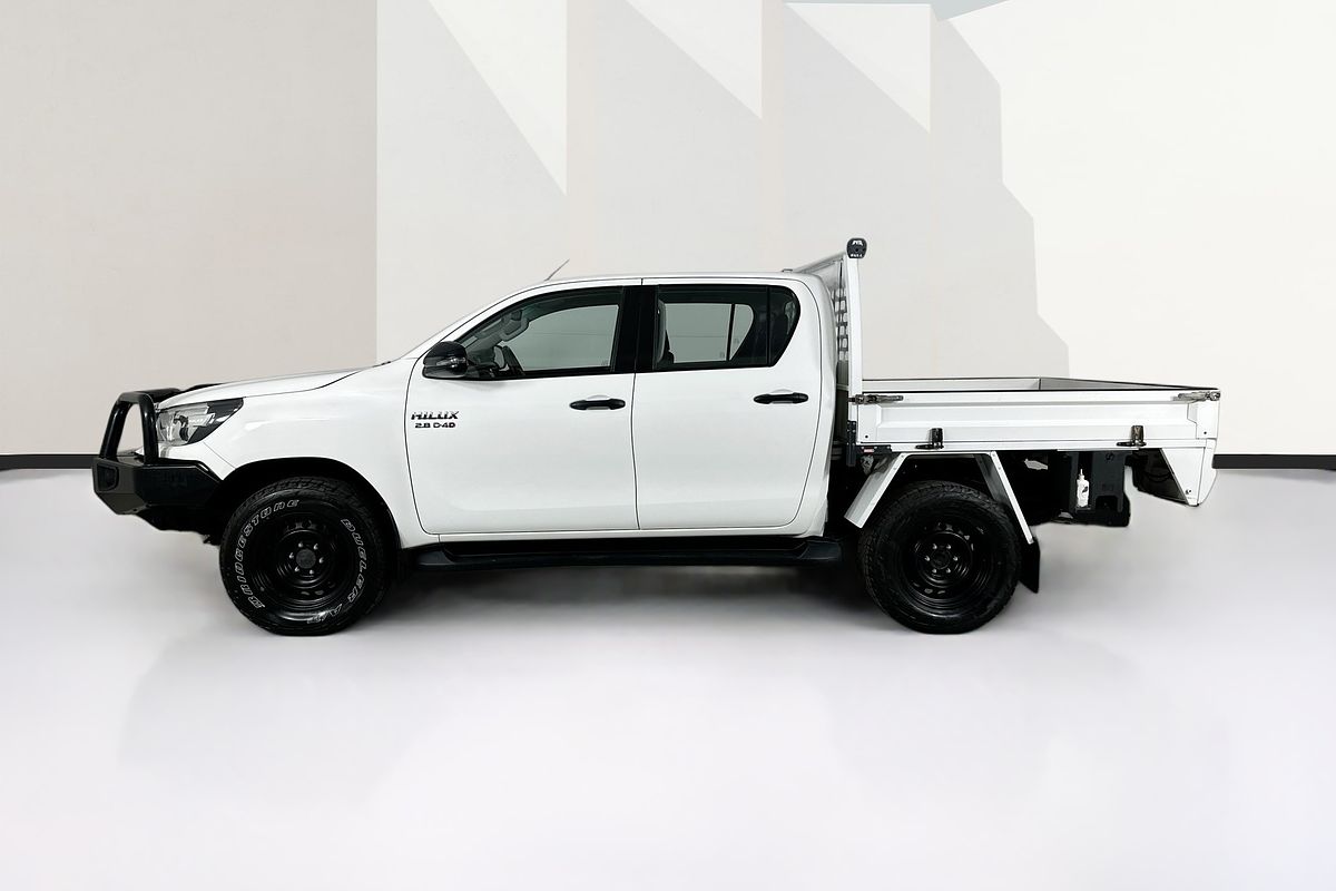2017 Toyota HILUX SR (4x4) GUN126R 4X4