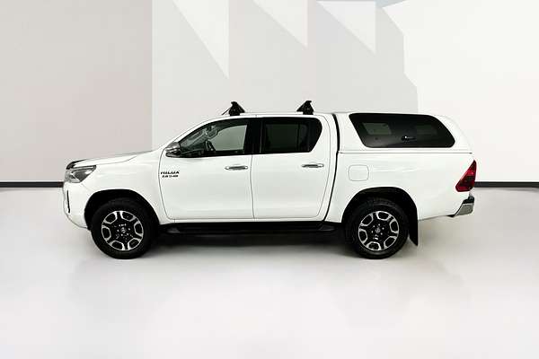 2020 Toyota HILUX SR5 (4x4) GUN126R FACELIFT 4X4