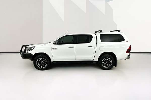 2021 Toyota HILUX SR5 (4x4) GUN126R 4X4