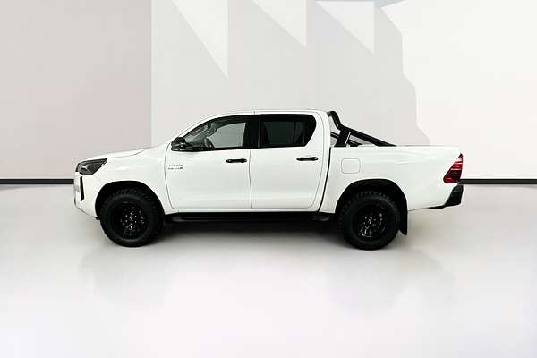 2025 Toyota HILUX SR5 48V (4x4) GUN126R RC 4X4