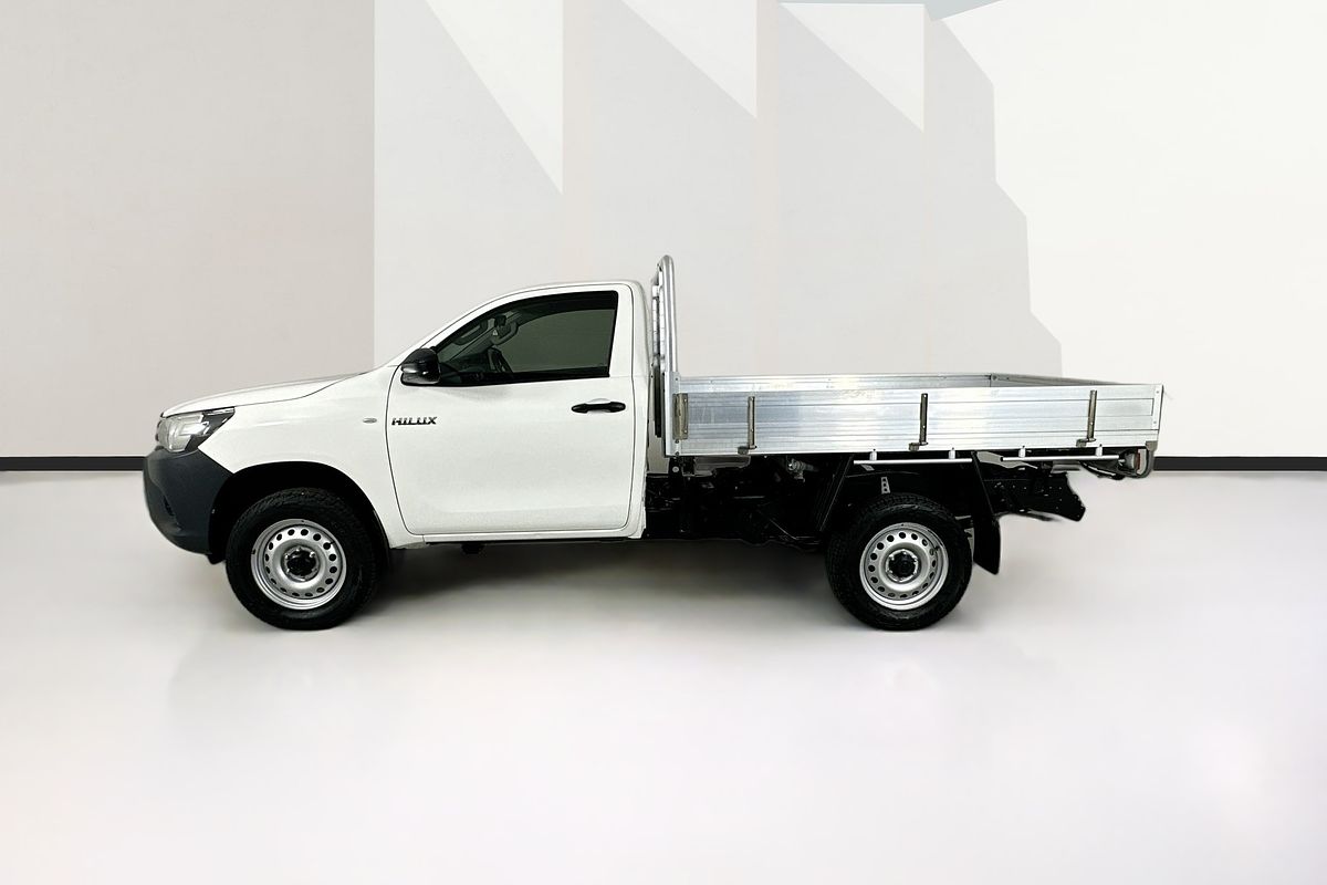 2020 Toyota HILUX WORKMATE HI-RIDER GUN135R FACELIFT 4x2