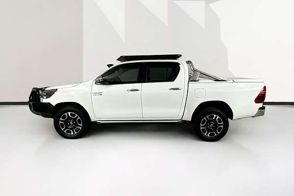 2021 Toyota HILUX SR5 (4x4) GUN126R 4X4
