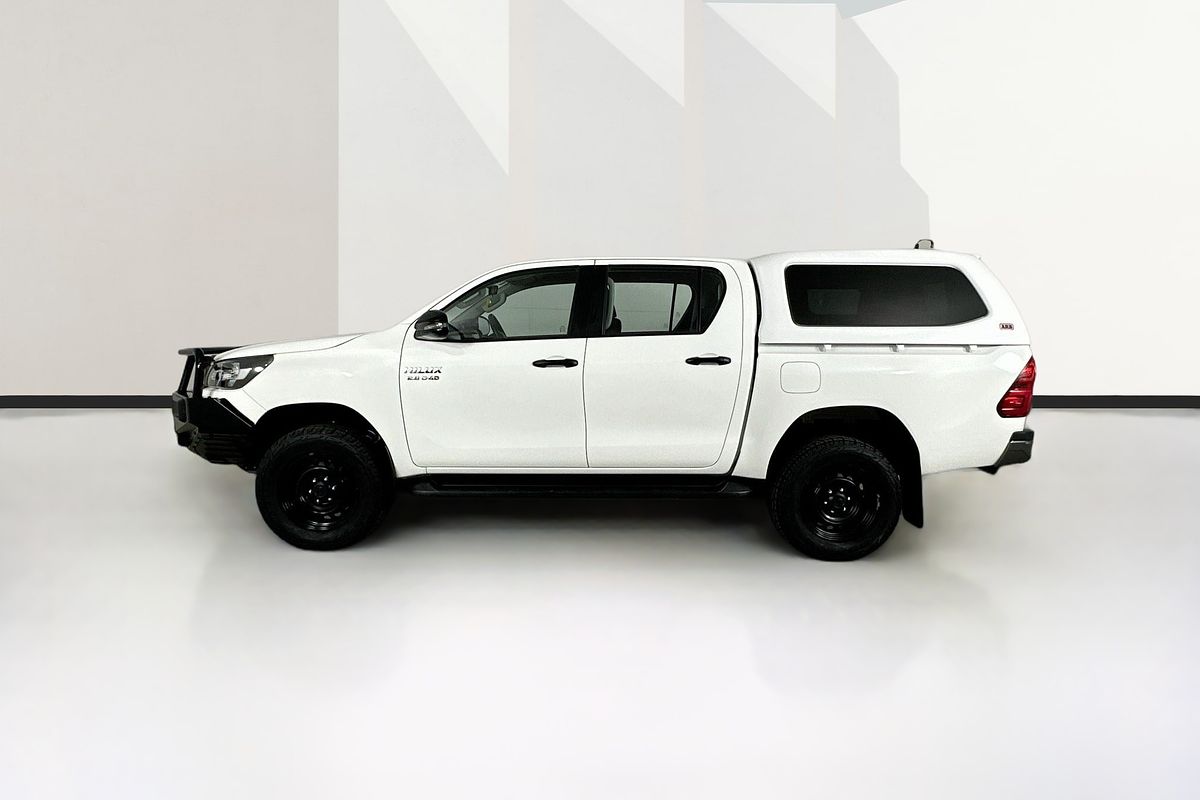 2020 Toyota HILUX SR (4x4) GUN126R FACELIFT 4X4