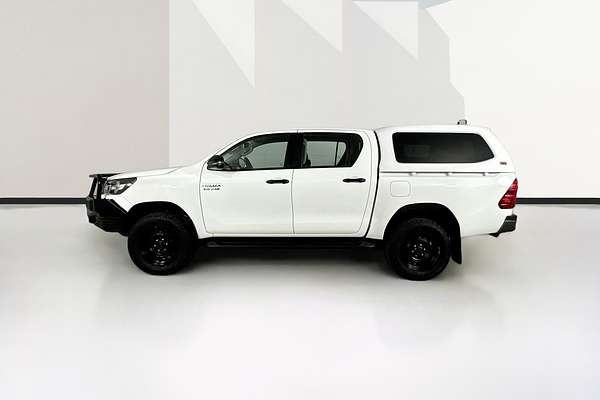 2020 Toyota HILUX SR (4x4) GUN126R FACELIFT 4X4