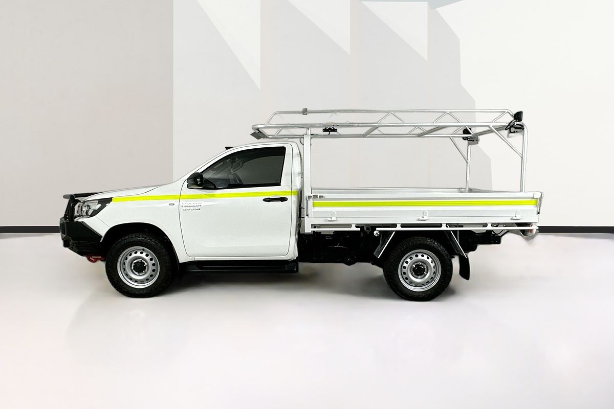 2021 Toyota HILUX SR (4x4) GUN126R 4X4