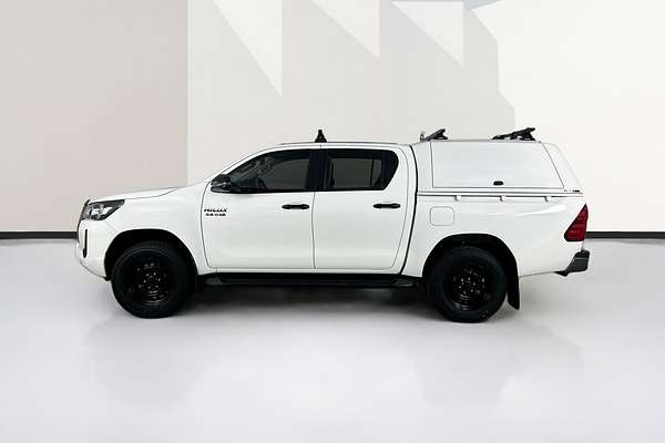 2020 Toyota HILUX SR (4x4) GUN126R FACELIFT 4X4