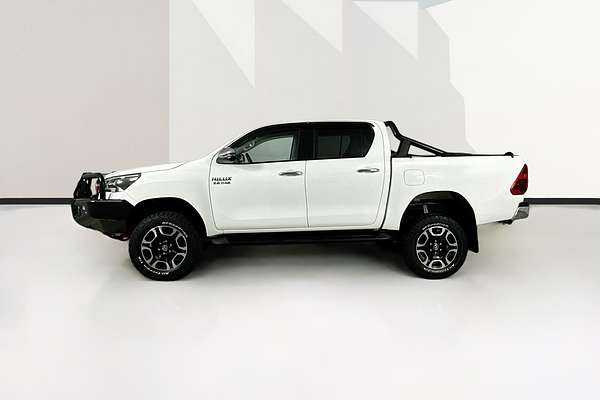 2021 Toyota HILUX SR5 (4x4) GUN126R FACELIFT 4X4