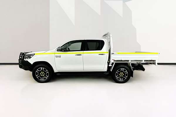 2021 Toyota HILUX SR5 (4x4) GUN126R FACELIFT 4X4