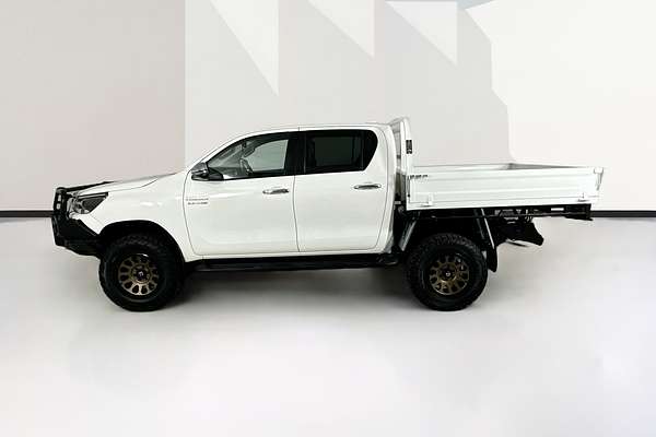2021 Toyota HILUX SR5 (4x4) GUN126R 4X4