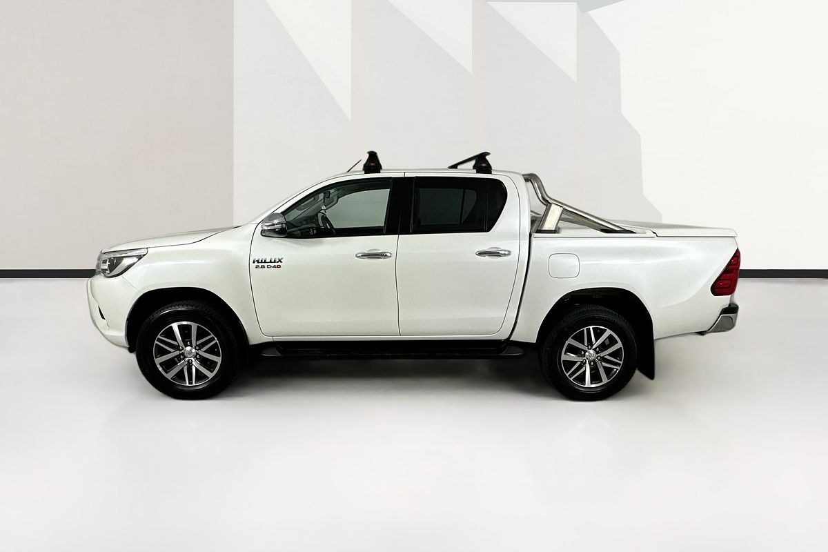 2017 Toyota HILUX SR5 (4x4) GUN126R 4X4