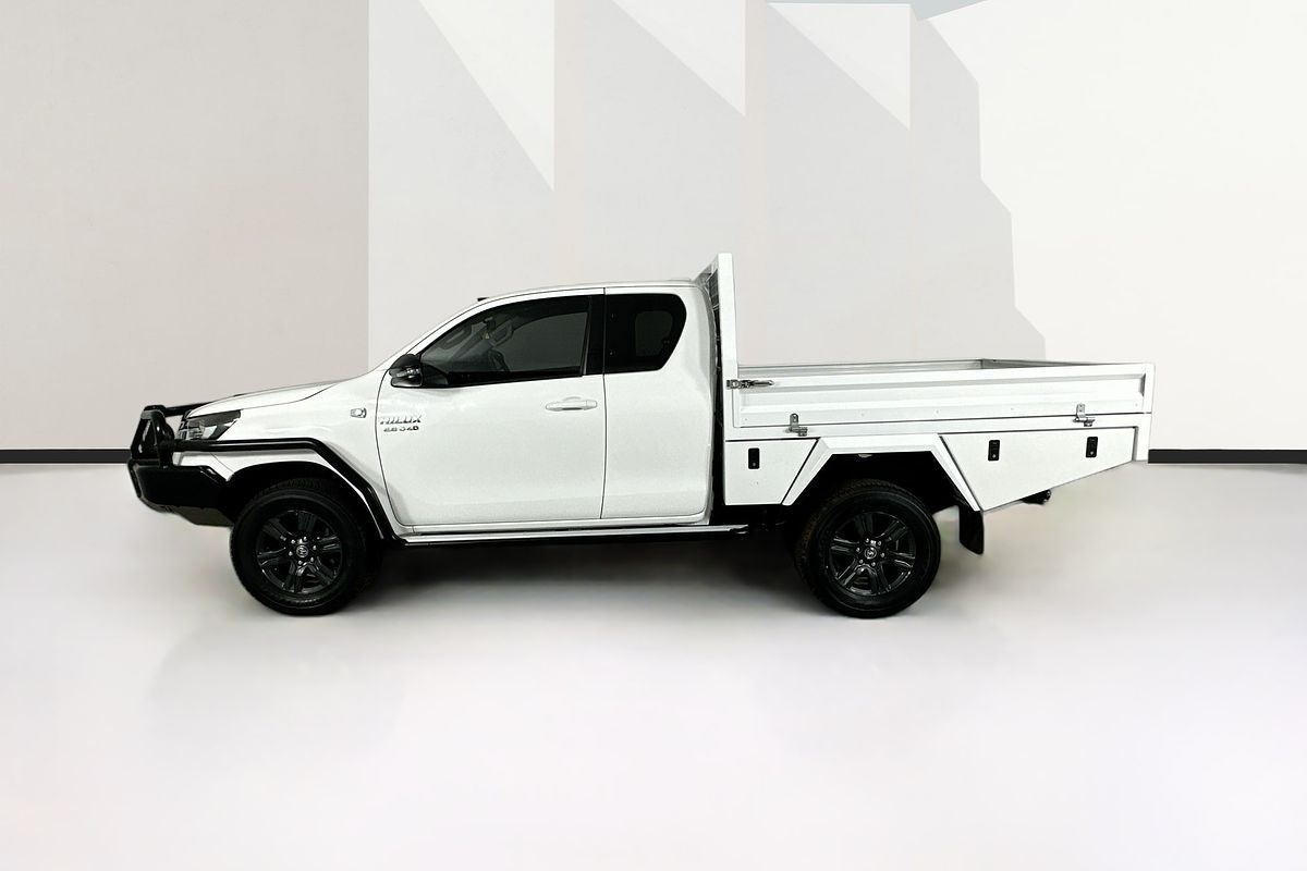 2023 Toyota HILUX SR (4x4) GUN126R 4X4