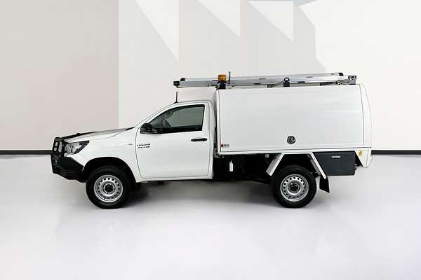 2020 Toyota HILUX SR (4x4) GUN126R FACELIFT 4X4