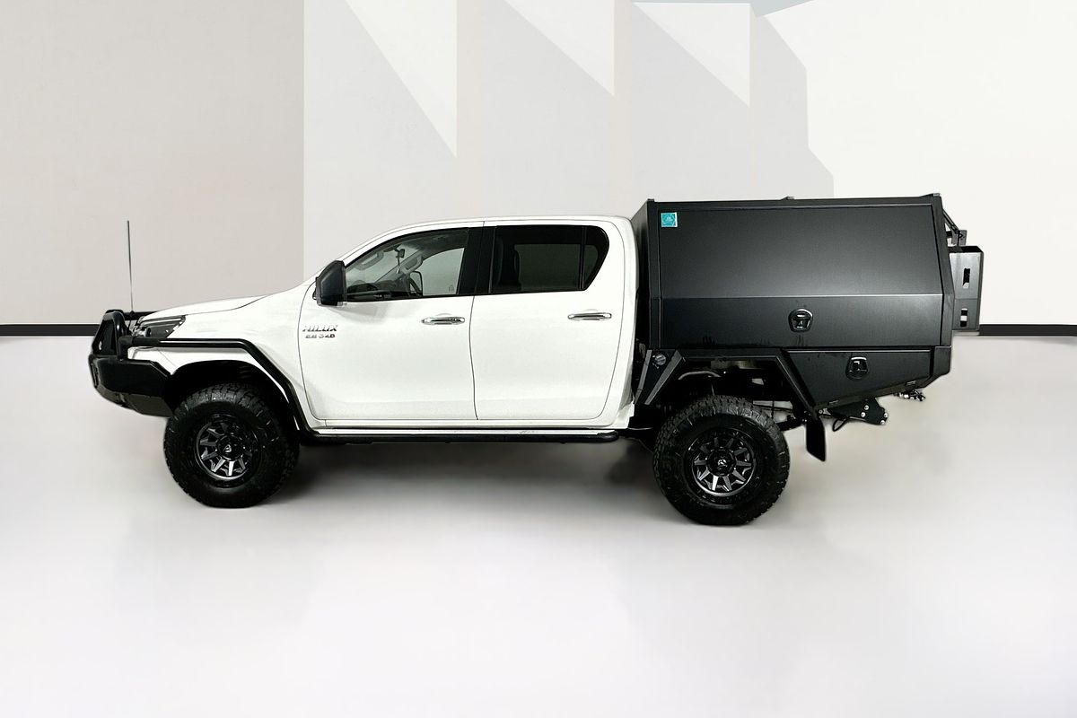 2022 Toyota HILUX SR5 (4x4) GUN126R 4X4