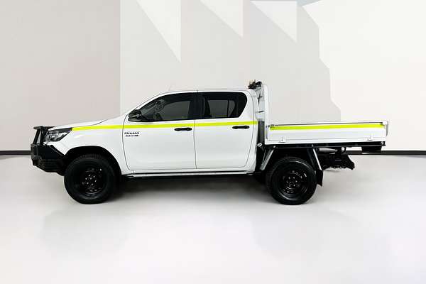 2021 Toyota HILUX SR (4x4) GUN126R FACELIFT 4X4
