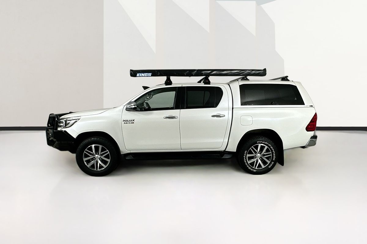 2015 Toyota HILUX SR5 (4x4) GUN126R 4X4