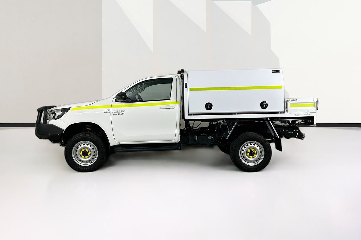 2024 Toyota HILUX SR (4x4) GUN126R 4X4