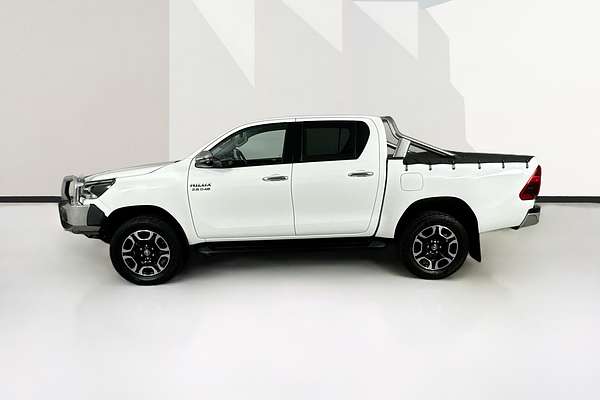 2021 Toyota HILUX SR5 (4x4) GUN126R FACELIFT 4X4