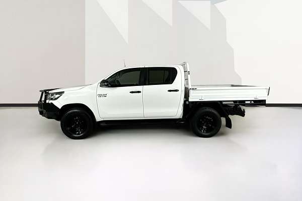 2021 Toyota HILUX SR (4x4) GUN126R FACELIFT 4X4