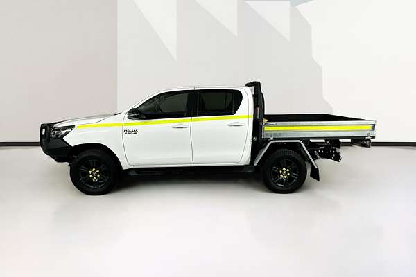2023 Toyota HILUX SR (4x4) GUN126R 4X4
