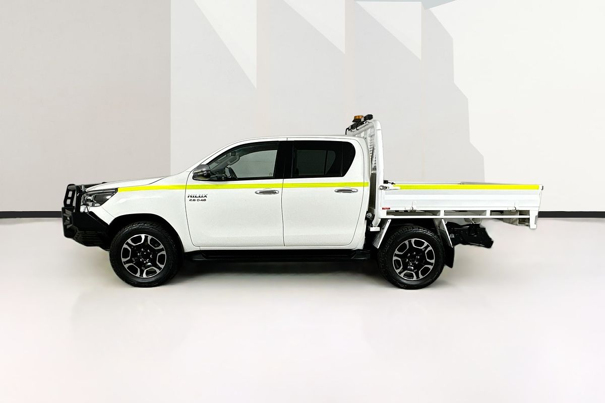 2021 Toyota HILUX SR5 (4x4) GUN126R 4X4