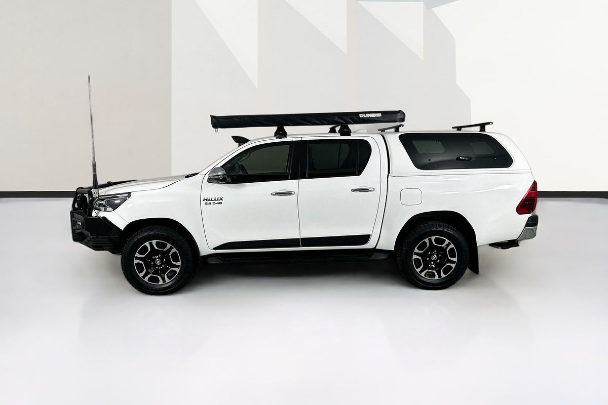 2022 Toyota HILUX SR5 (4x4) GUN126R 4X4