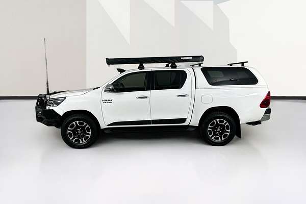 2022 Toyota HILUX SR5 (4x4) GUN126R 4X4