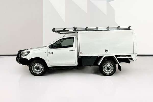 2017 Toyota HILUX SR (4x4) GUN126R 4X4