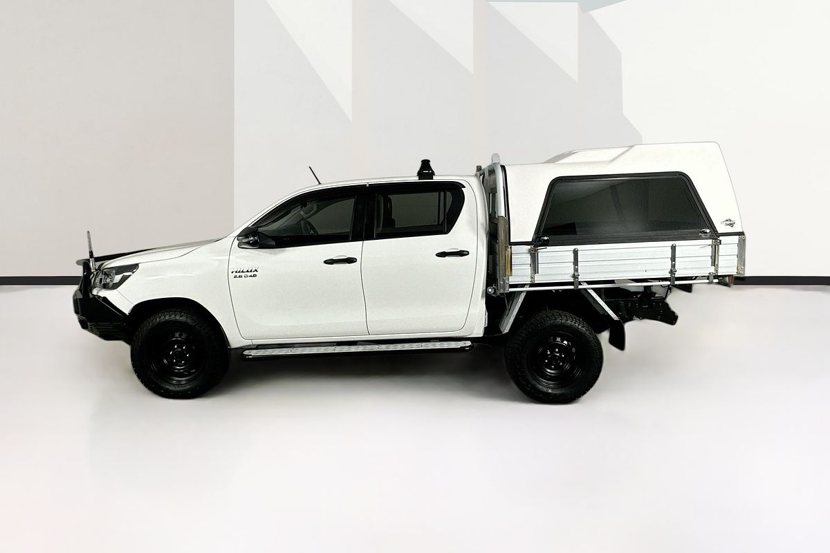 2020 Toyota HILUX SR (4x4) GUN126R FACELIFT 4X4