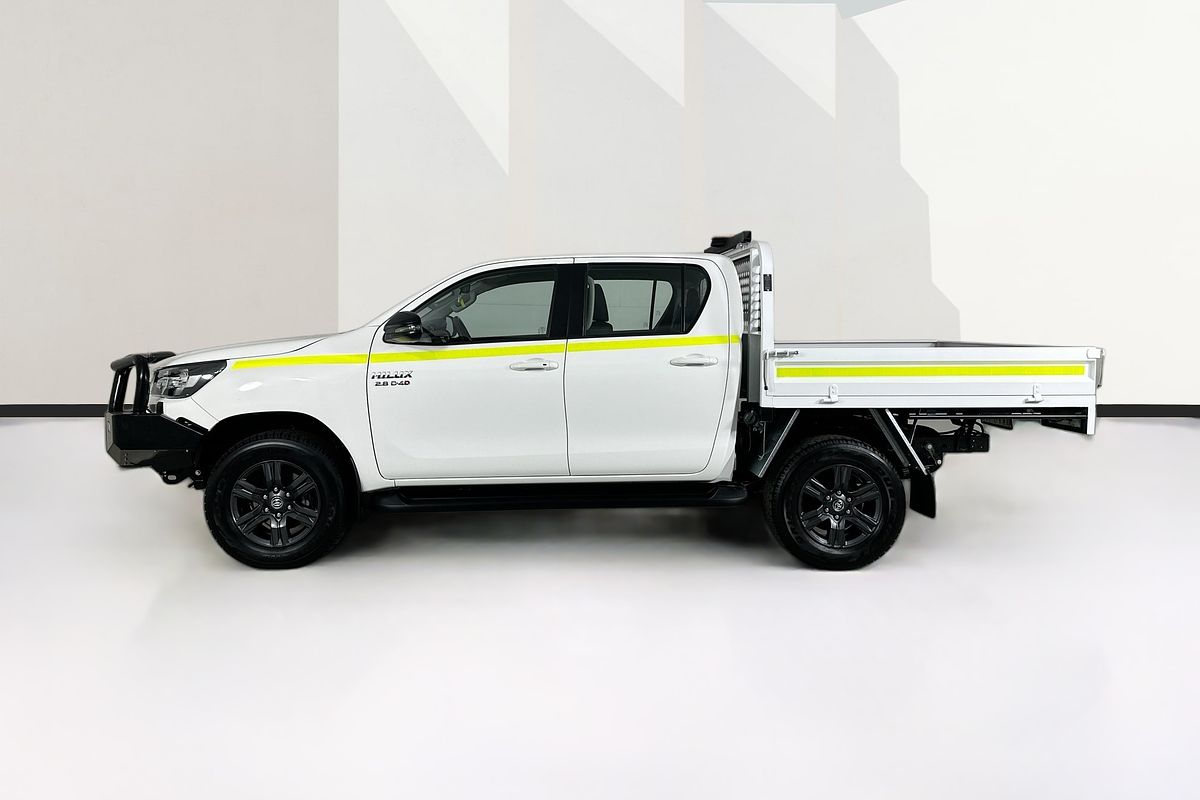 2024 Toyota HILUX SR 48V (4x4) GUN126R 4X4