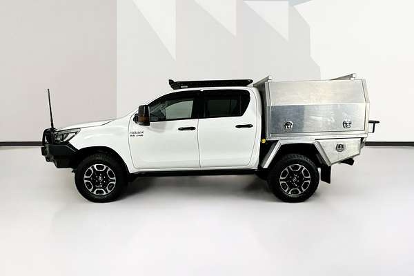 2018 Toyota HILUX SR5 (4x4) GUN126R MY17 4X4