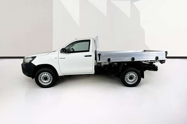 2020 Toyota HILUX WORKMATE HI-RIDER GUN135R FACELIFT 4x2