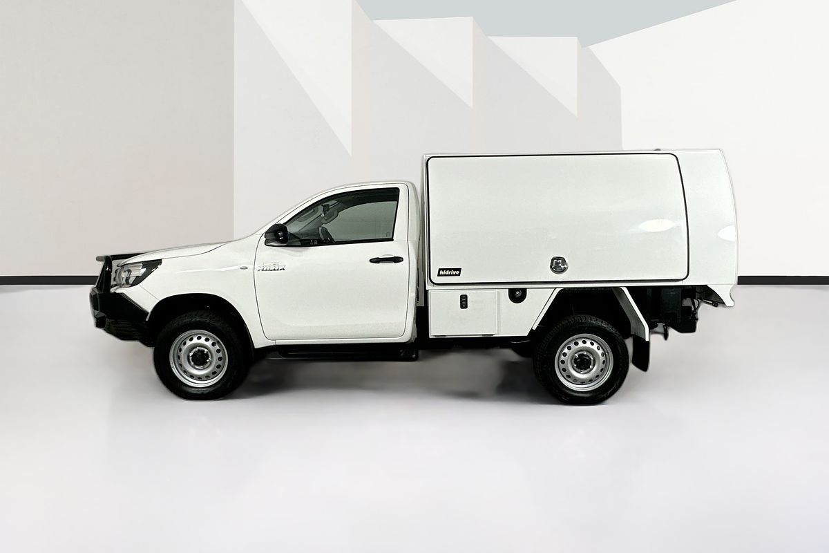 2019 Toyota HILUX SR (4x4) GUN126R MY19 4X4