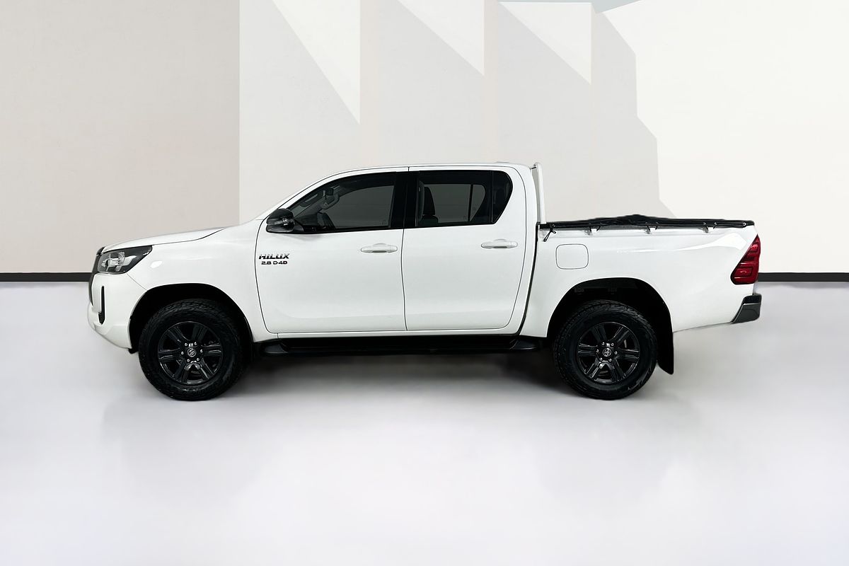 2022 Toyota HILUX SR (4x4) GUN126R 4X4
