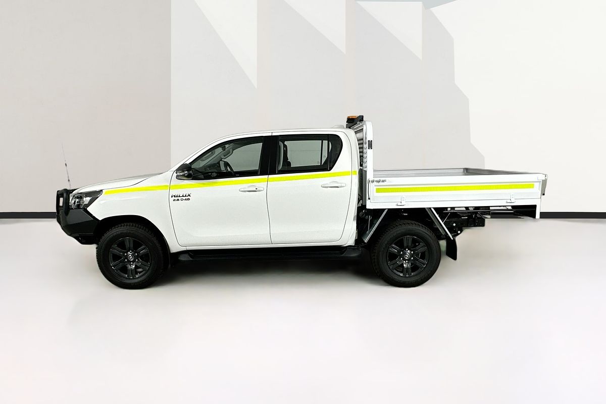 2024 Toyota HILUX SR 48V (4x4) GUN126R 4X4