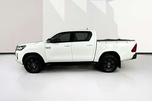 2022 Toyota HILUX SR (4x4) GUN126R 4X4
