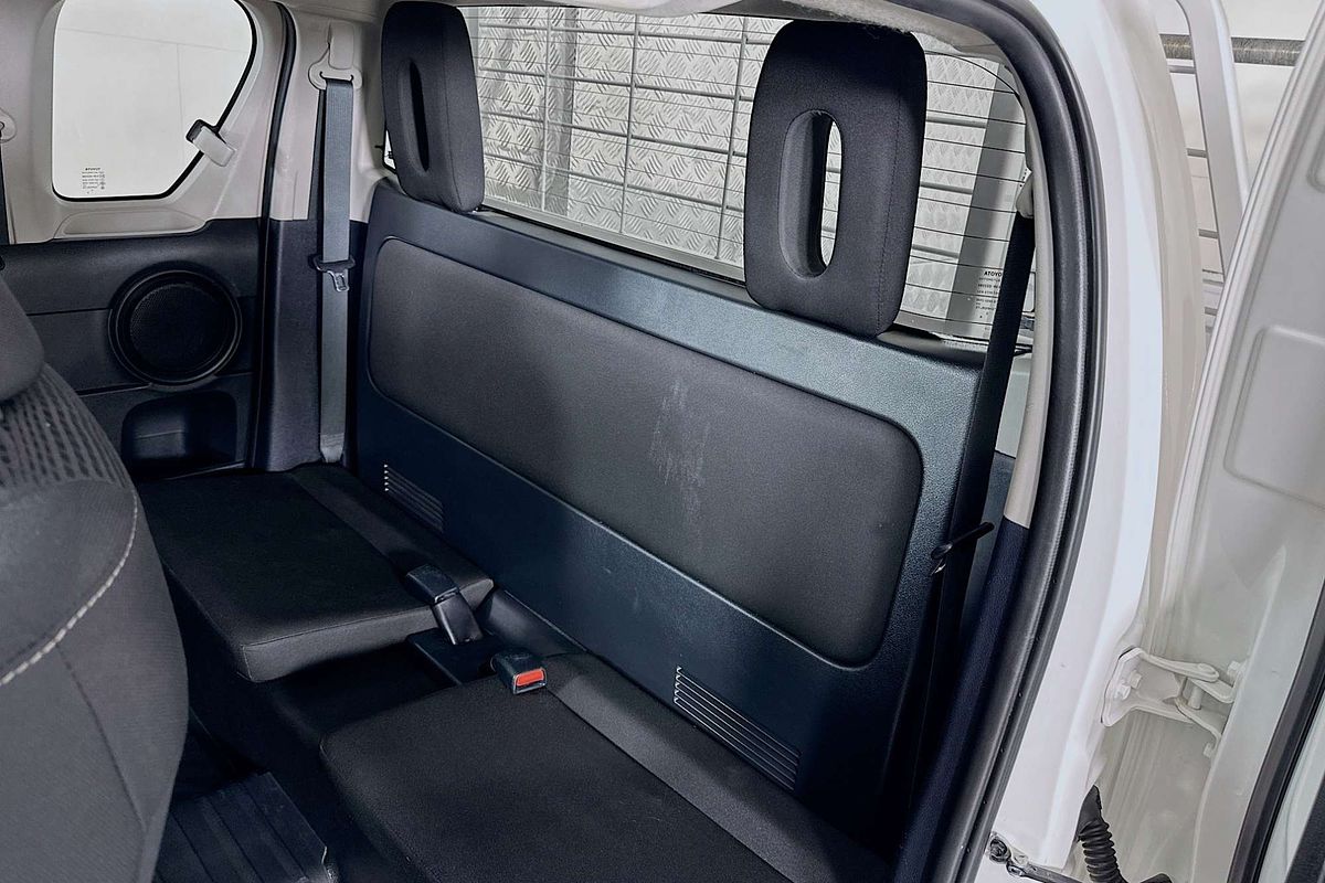 2022 Toyota Hilux SR (4x4) GUN126R 4X4