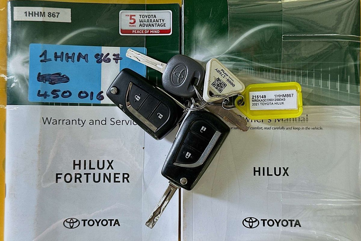 2021 Toyota HILUX SR (4x4) GUN126R FACELIFT 4X4
