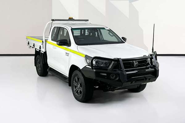 2023 Toyota Hilux SR (4x4) GUN126R 4X4