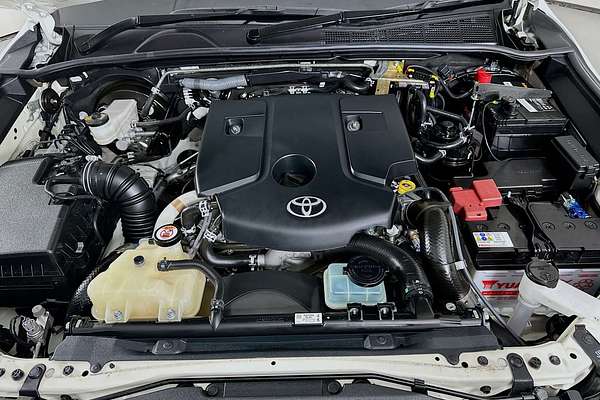 2022 Toyota Hilux SR (4x4) GUN126R 4X4